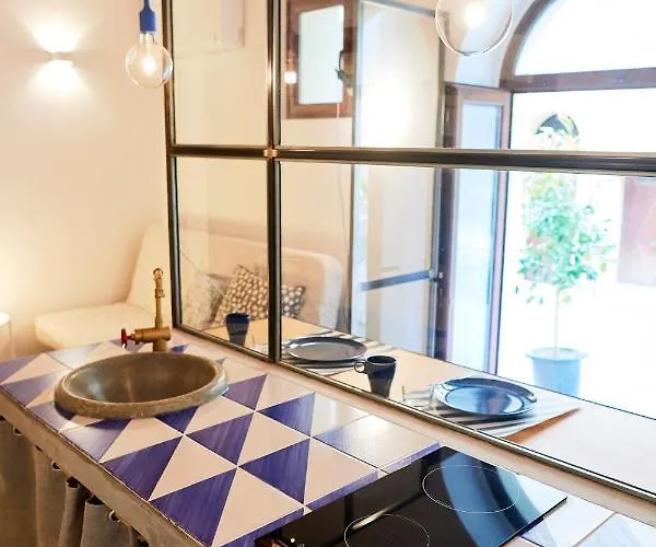 Mediterranea - Piccola Dimora Per Viaggiatori 別荘 カステッランマーレ・デル・ゴルフォ